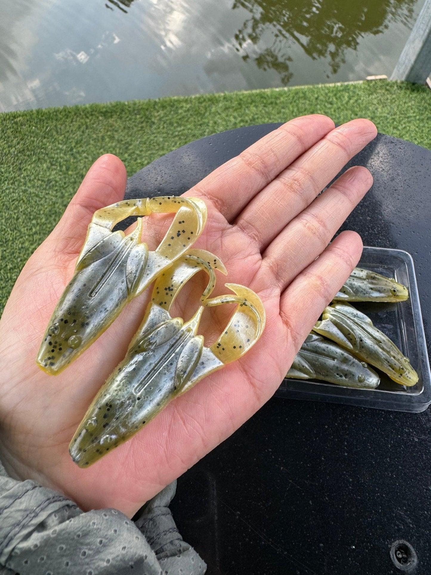 KIRA Soft Body Toads 6pcs - KIRA Fishing